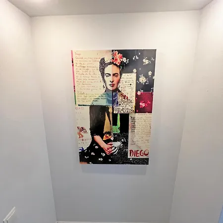 Luna * עיר רודוס