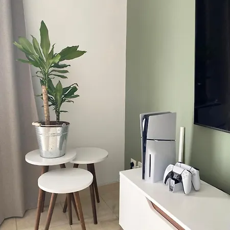 Апартаменти Luna Rhodes City